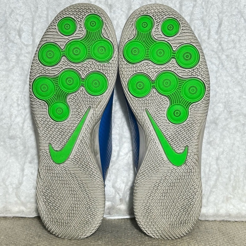 Nike Phantom GT Club IC Big Kids Blue Indoor Soccer Athletic Shoes SZ US 5.5 - Picture 8 of 11